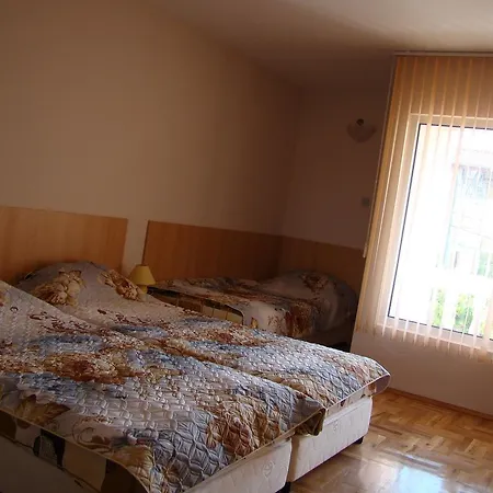къща за гости анди Къща за гости *